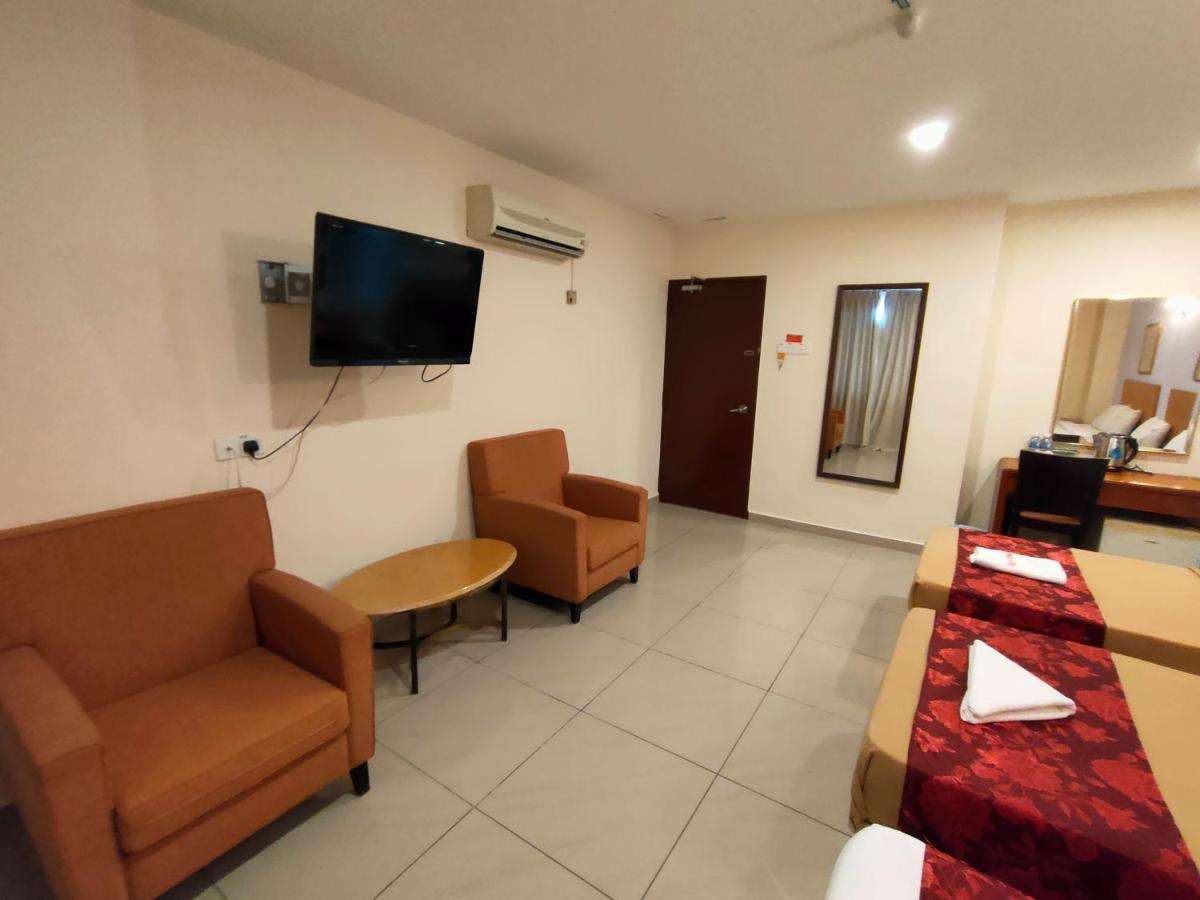 Mrc Hotel Melaka Raya Екстериор снимка