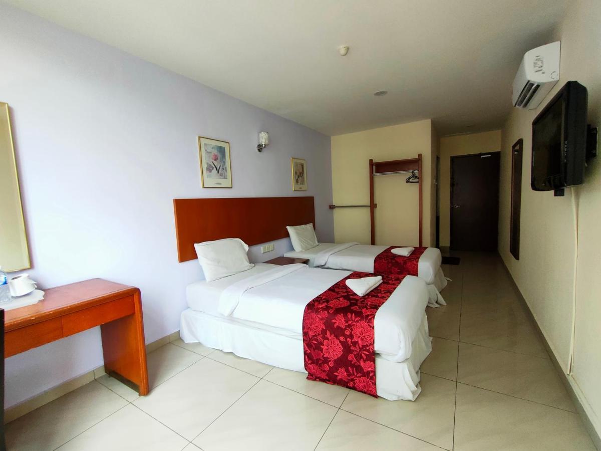 Mrc Hotel Melaka Raya Екстериор снимка