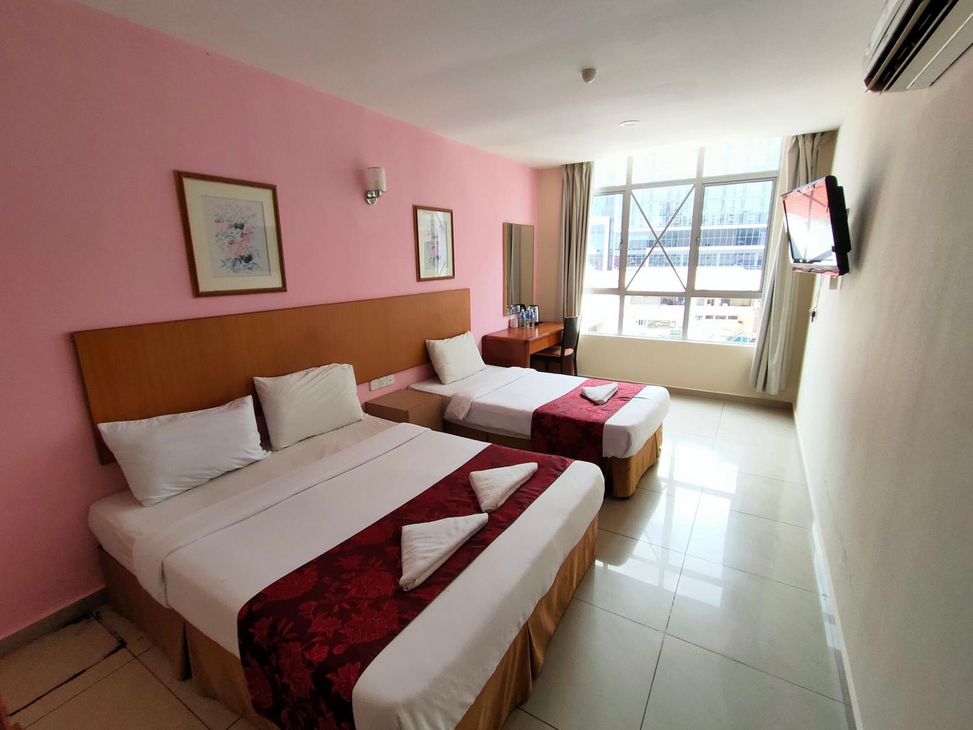 Mrc Hotel Melaka Raya Екстериор снимка